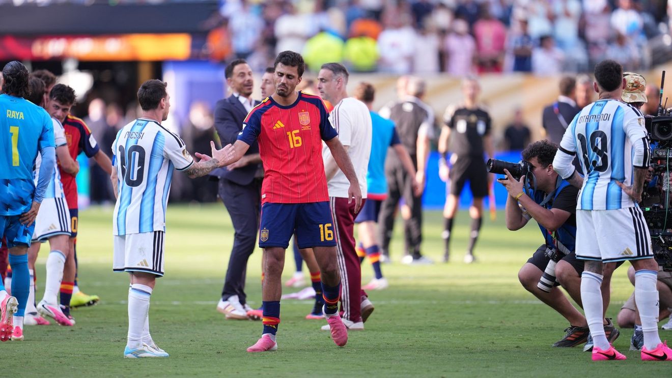 A fost ales jucătorul Cupei Mondiale, dar nu s-a sfiit să spună asta despre Leo Messi: „Cel mai bun din istorie!”