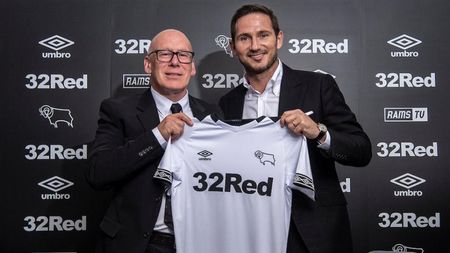 Frank Lampard, prezentat oficial la prima echipă din cariera de antrenor: "Nu va fi ușor, dar abia aștept această provocare". Obiectivul fixat fostului mijlocaș