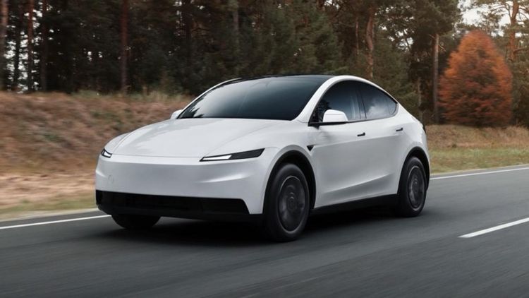 Elon Musk, lovitură grea dată României! Dacia Sandero nu mai e „Regina Europei”: a fost detronată de Tesla Model Y!