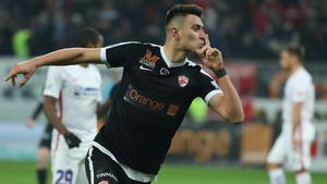 AS Roma, interesată de Ionuț Nedelcearu! Vestea primită de fotbalist în timp ce se află la EURO 2019 U21