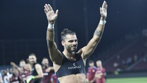 Nelu Varga l-a zguduit pe Gigi Becali: Muhar a semnat cu CFR Cluj, pentru un salariu de 600.000 de euro