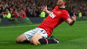 "Antrenorul mi-a spus că ar trebui să am un nouă pe spate!" Motivul pentru care un jucător din lotul lui United a fost pus de Van Gaal să-și schimbe numărul