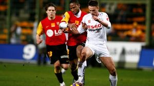 Boloni, acuzat de diversiune**: "Ce face e inadmisibil și revoltător"