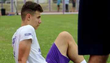 Fotbalistul Cosmin Huminic ajunge în arest preventiv, alături de ”tovarășul” cu care a bătut un tânăr din Timișoara! Polistul mai are un dosar penal pe rol!