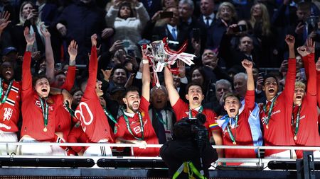 Cel mai scump fundaș al lumii schimbă echipa! Unde poate ajunge din vară fotbalistul cumpărat pentru 87 de milioane de euro