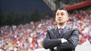 Ilie Dumitrescu la 51 de ani! 3 declarații memorabile ale fostului fotbalist: „Eram cu o creolă, soție de polițist și am apărut într-un tabloid”