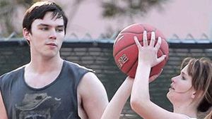 Jennifer Lawrence, apariție jenantă pe covorul roșu