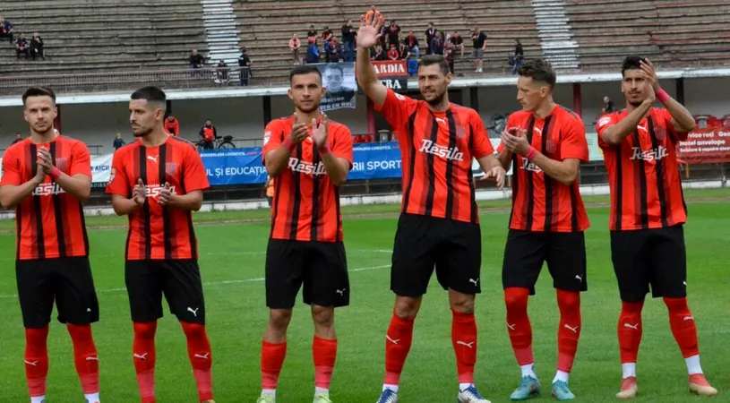 CSM Reșița, acord important în plin campionat! A bătut palma cu un fundaș cu aproape 200 de meciuri în prima ligă