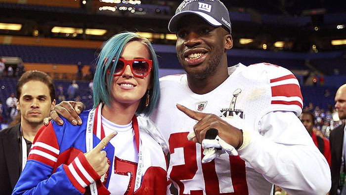 Katy Perry va cânta la gala Super Bowl din februarie 2015