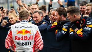 L-au dat afară și i-au plătit 96.000.000 de euro despăgubiri!