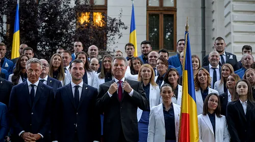 Mesajul lui Klaus Iohannis pentru fetele din echipa de spadă: „Suntem mândri de performanța voastră!”