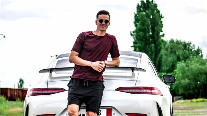 Florin Gardoş, tun imobiliar remarcabil! Mai are un singur apartament de vânzare în blocul pe care l-a ridicat din averea strânsă ca fotbalist