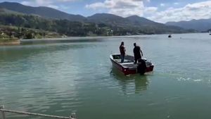 Drama puştiului de 17 ani, care s-a înecat în lacul Colibița. Prietenul său ar fi ascuns ce a pățit tânărul