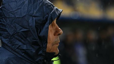 Mircea Lucescu e în stare gravă. Medicii au refuzat transportul în afara țării!