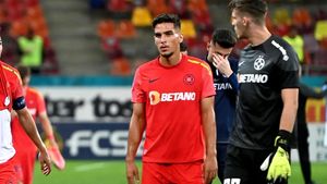 Ajuns la liderul din Slovenia, Celje, Marco Dulca a „lovit” în Gigi Becali cu prima ocazie! Ce a declarat mijlocașul „gonit” de la FCSB: „Patronii? Vreți să am un deja-vu?”