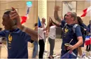 Bucurie uriașă la hotelul unde este cazată naționala Franței la Campionatul Mondial! Cum au fost primiți jucătorii după calificarea în optimi | VIDEO