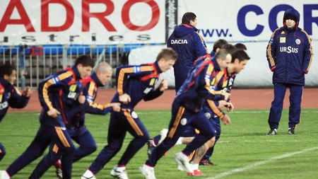 Pițurcă: „Să-i luăm tare pe sârbi!"