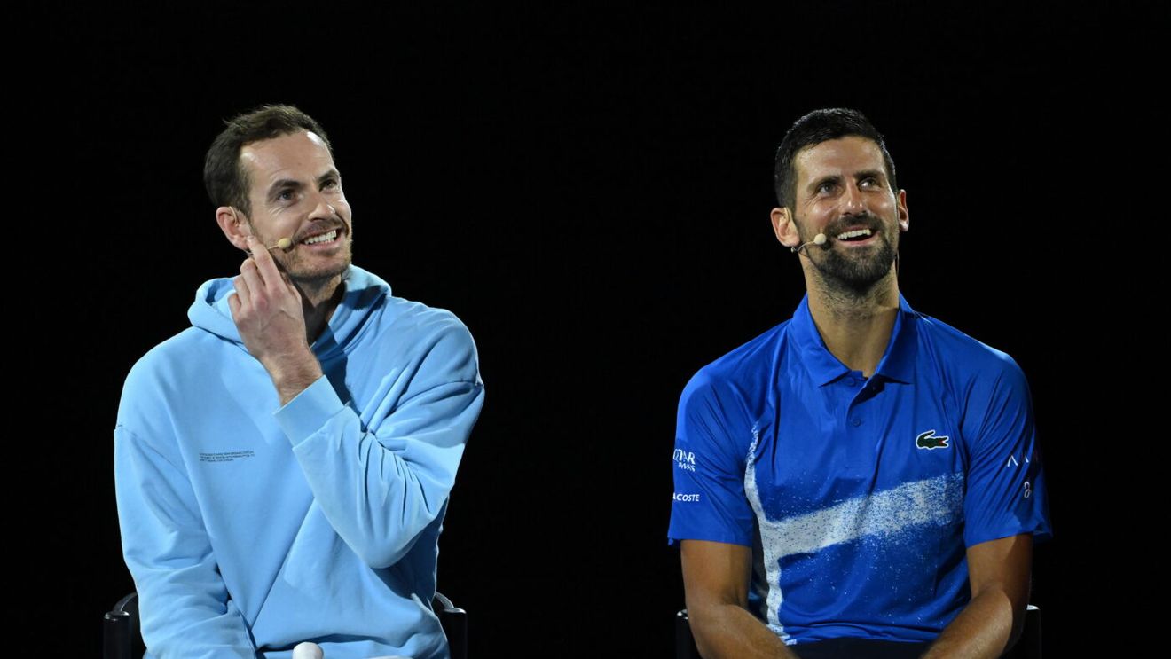 N-a rămas şomer mult timp. Deşi are o avere de peste 100.000.000 de euro, Andy Murray s-a angajat imediat după ce a fost concediat de Novak Djokovic, dar într-un job de antreprenoriat