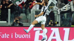 "Iisus al fotbalului" a oferit momentul serii în Europa!** Gestul lui Pirlo a aruncat în aer stadionul