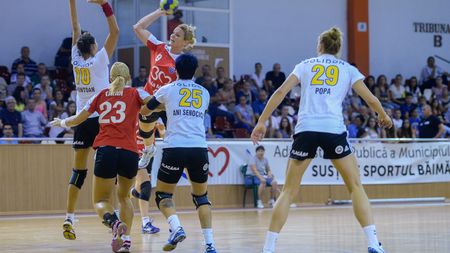 HCM Baia Mare a făcut instrucție cu "U" Jolidon Cluj și a redevenit lider. Vezi clasamentul după 10 etape în Liga Națională de handbal