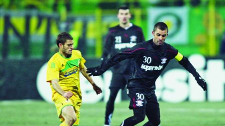 Zăpada și gerul au amânat Liga 1