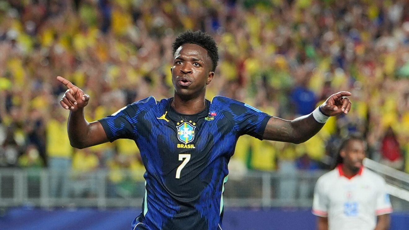 Fenomenul Vinicius o sperie pe Real Madrid. Brazilianul e în formă la Cupa Mondială și ar putea cere sume astronomice în negocierile pentru noul contract cu galacticii