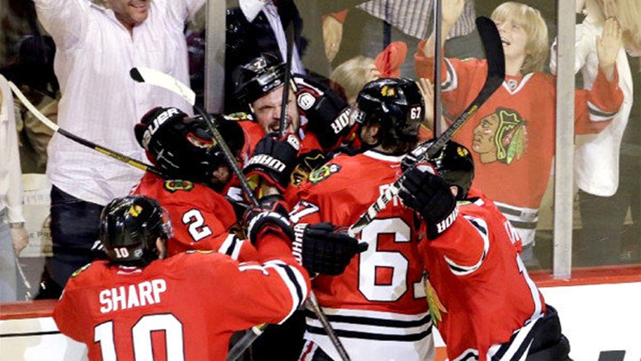 Chicago Blackhawks s-a calificat în finala Conferinței de Vest a NHL