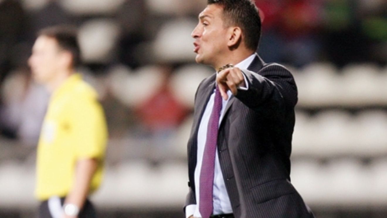 NU și-a subordonat adversarii!** Ilie, medie de 11 meciuri pe echipă ca antrenor!