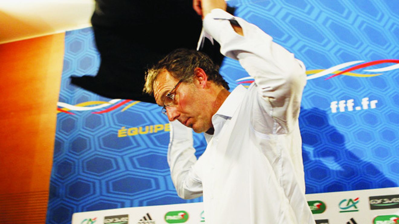 Blanc:** "România vine să ne bată!"