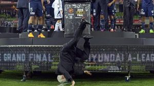 VIDEO | Georgievski, martor la o scenă terifiantă la festivitatea de premiere pentru câștigarea titlului. Ce s-a întâmplat