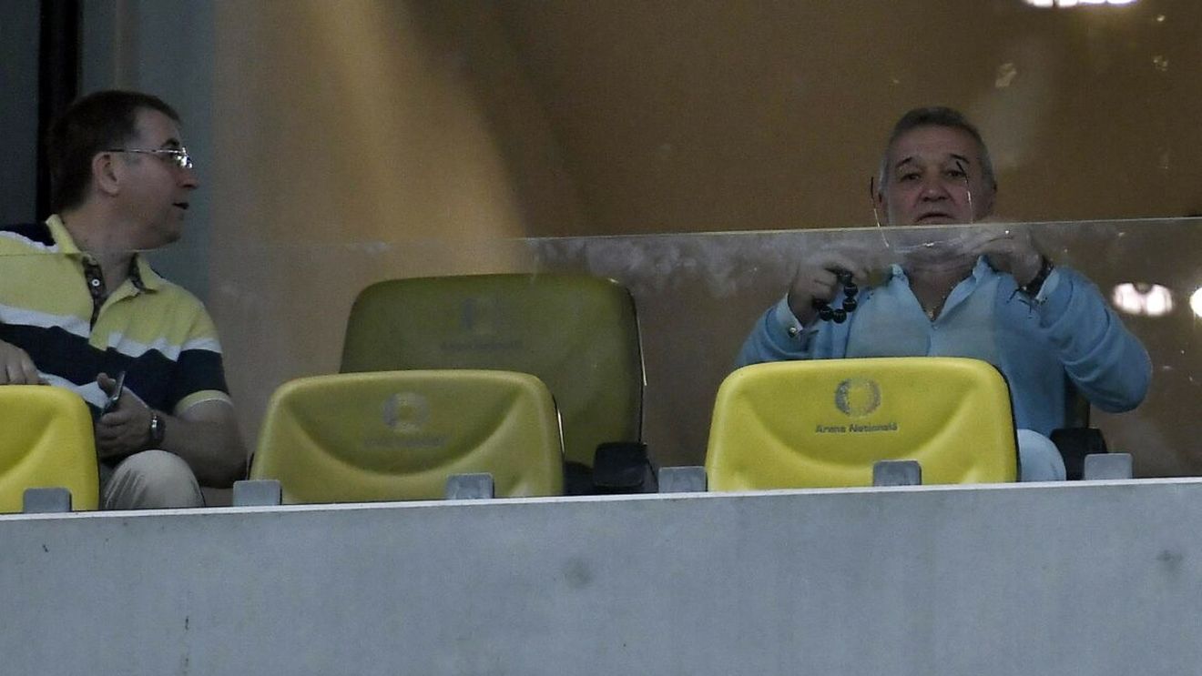 „Vali, fă-i contract!”. Gigi Becali l-a pus pe fotbalist să semneze imediat și l-a transferat