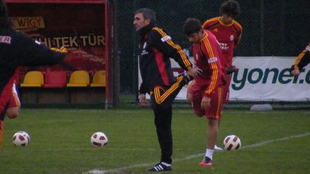 Hagi, în continuare la Galatasaray!** A condus și antrenamentul de joi