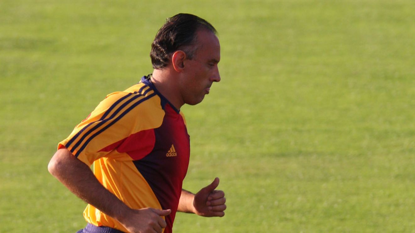 "Prunea a blătuit un meci de la mine de acasă!"**