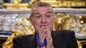Gigi Becali, dialog spectaculos la tv, „pe partea economică”, cu omul care vrea să cumpere Dinamo. „Pierzi banii în doi ani, te cerți cu familia și divorțezi”