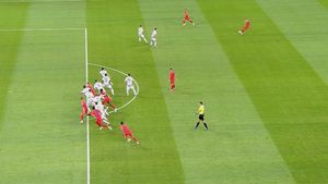 Ghinion pentru Florin Tănase: căpitanul FCSB a marcat, dar golul a fost anulat pentru ofsaid!