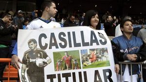 Casillas a pierdut susținerea antrenorilor și a conducerii, dar nu și pe a fanilor: "Iker, titular!"