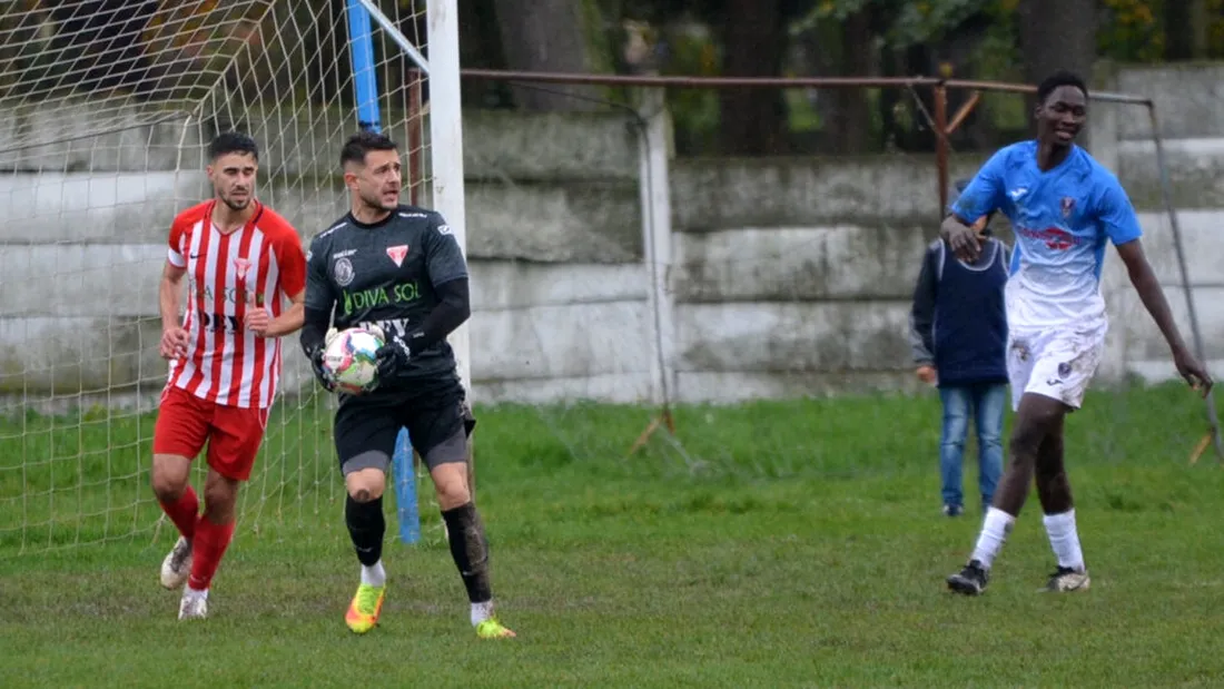 Drama lui Roberto Bodea, fost portar la UTA, ”FC U” Craiova și Viitorul Panduri: ”M-am trezit într-o dimineață fără auz. Trebuia să-mi duc fetița la grădiniță și nu știam ce-mi spune”