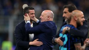 Cristi Chivu, reacție șoc despre viitorul său la Inter după ce a auzit ce glumă a făcut președintele Marotta: „Dacă nu merge bine, știu că voi fi contestat!”
