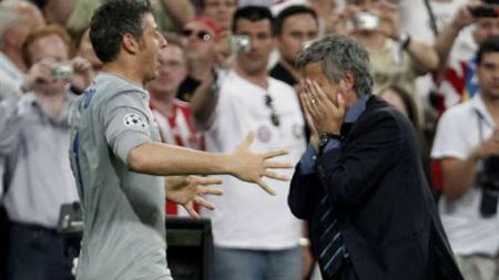 FOTO EMOȚIONANT** Și băieții plâng câteodată! Mourinho, Zanetti și Cambiasso, în lacrimi