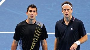 Perechea Tecău/Lindstedt a ratat calificarea în turul doi la Miami