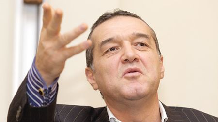 Becali: "Numai Steaua poate să câștige bani din fotbal!"