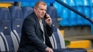 Veste uriașă pentru fanii Rapidului, imediat după ce Dan Șucu l-a prezentat pe noul antrenor: „Acolo ar putea fi șansa lui Lennon!”. VIDEO