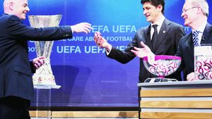 Senzație de deja-vu! Dacă trec de Twente, steliștii pot da tot peste Schalke!** Vezi tabloul complet al "16"-imilor