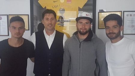 Trei jucători importanți ai Viitorului au semnat: "Clubul le urează succes în continuare"