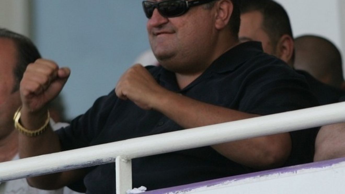 "CFR e cea mai slabă dintre primele 5 clasate! **N-au antrenor, dar au conducere!"