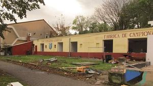 „Fabrica de campioni” de la Timișoara, rasă de buldozere! Situație incredibilă creată de autorități: juniori din alte județe mutați în internate școlare! | EXCLUSIV