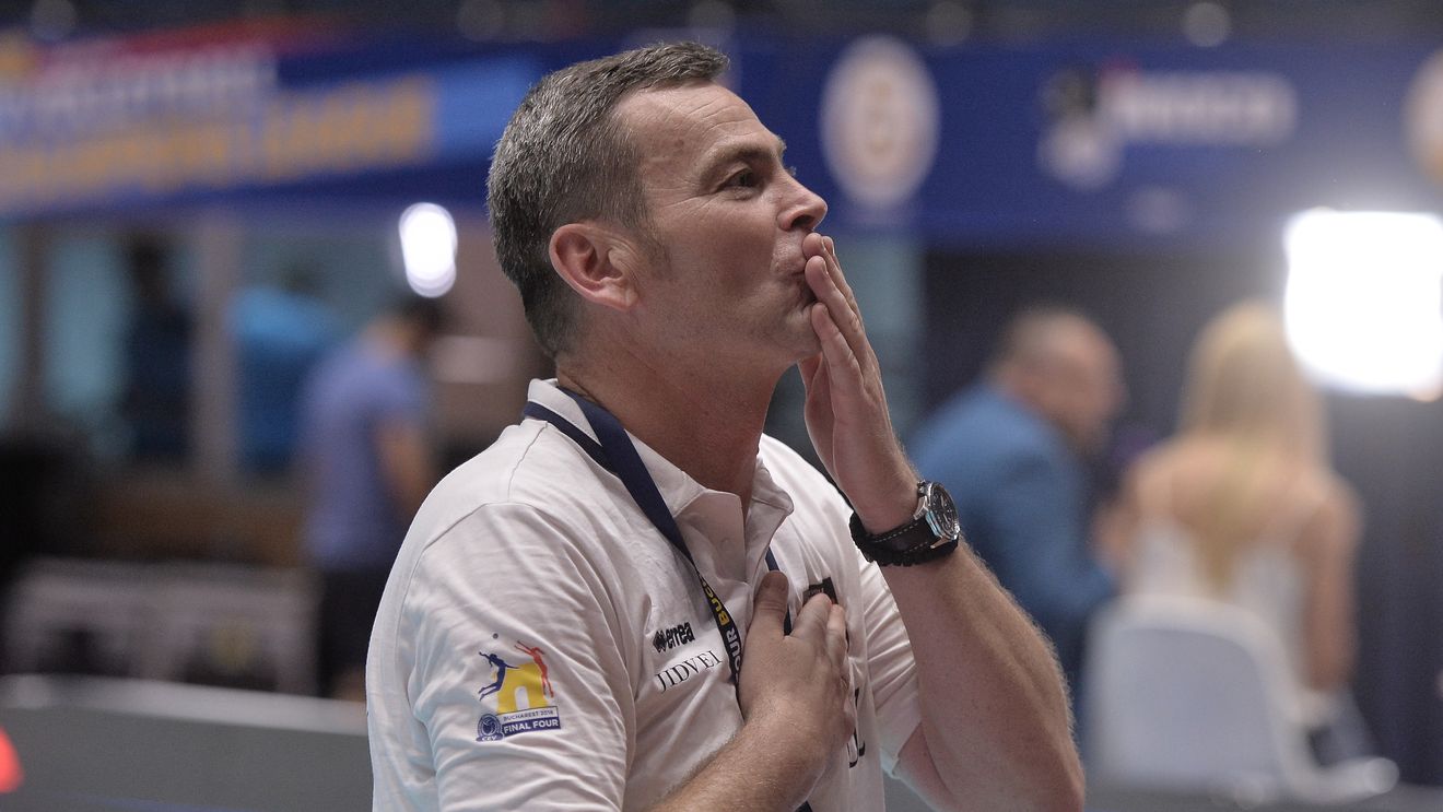 Alba Blaj a cedat categoric în ultimul act, dar antrenorul Zakoc e mândru de echipa sa: "E ceva istoric pentru voleiul românesc"