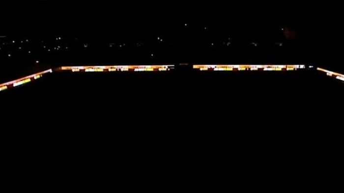 Panică la Cluj! Nocturna a picat în Gruia, iar CFR riscă să piardă meciul la masa verde. Centralul a decis să trimită echipele la cabine