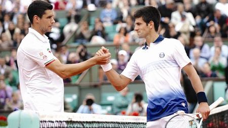 Vezi cum explică antrenorul lui Hănescu eșecul contra lui Djokovic!