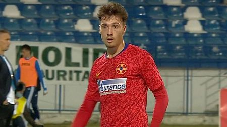 A dat telefon Gigi Becali pe bancă? Andrei Istrate, umilit în partida UTA Arad - FCSB! După cât timp a fost schimbat tânărul jucător al roș-albaștrilor